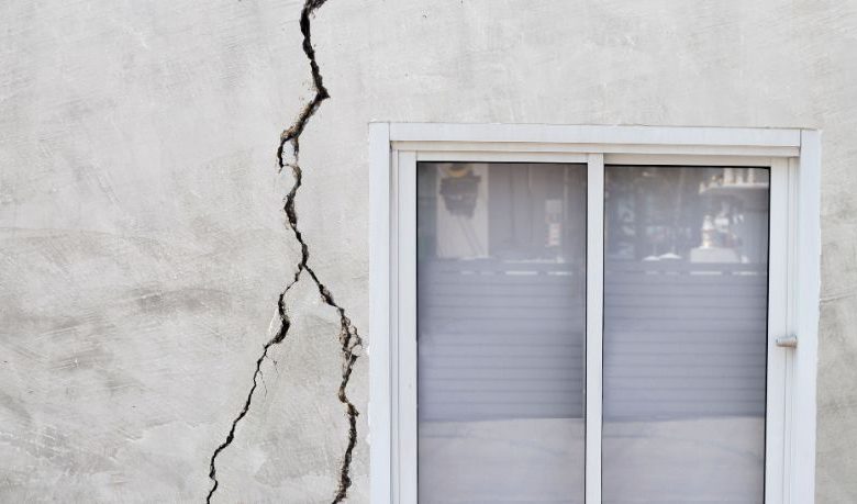 Patologias em alvenaria de blocos de concreto: descubra as principais causas, identifique os sinais e conheça práticas eficazes de prevenção com a orientação de Valderci Malagosini Machado.