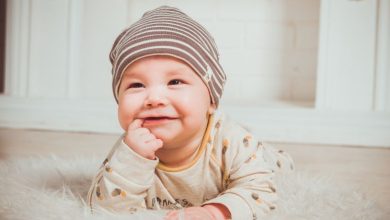 Nomes de bebês estranhos em 2026: tendências inesperadas revelam novas influências sociais