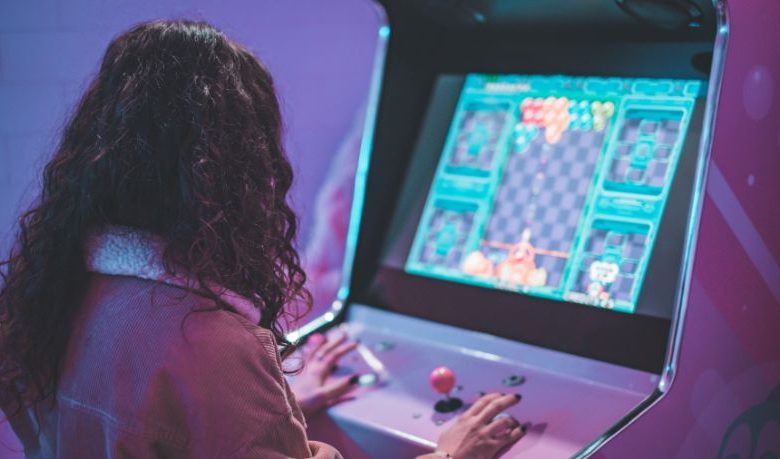 Tecnologias dos anos 80: invenções revolucionárias que moldaram o presente digital